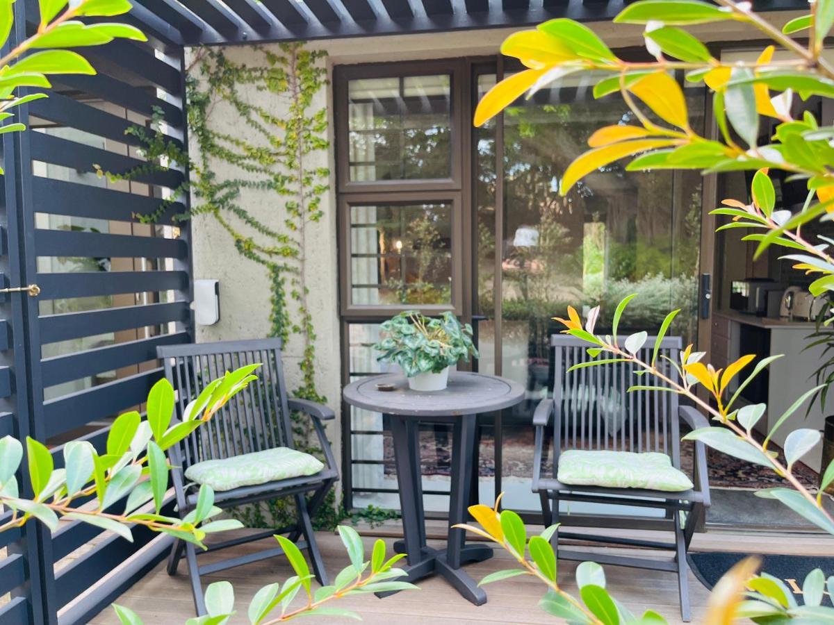 Art-Inspired Bedroom Close To Cbd 모젤베이 외부 사진